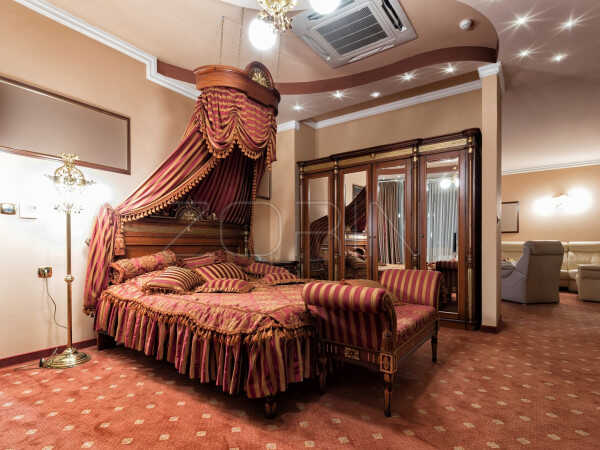 Мебель для спальни Индия в стиле барокко - фото